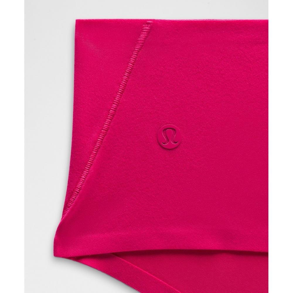 Lululemon Wundermost Ультрамягкие стринги Nulu с высокой талией Страстные
