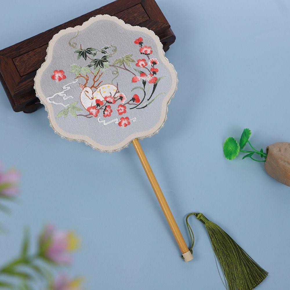 Классический круглый веер в китайском стиле, винтажный вышитый шелковый веер, двусторонний с кисточкой, ручной веер для женщин