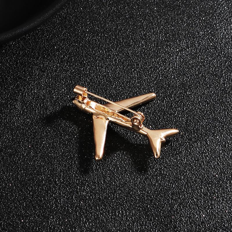 Trendy Men's High-End Airplane Brooch Pin for Suits