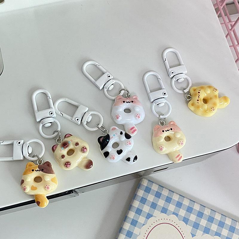 1Pcs Cute Cat Donut Keychain Pendant Keyring For Girls Backpack Charm Headphone Case Accessory Creative Friend Couple Gifts