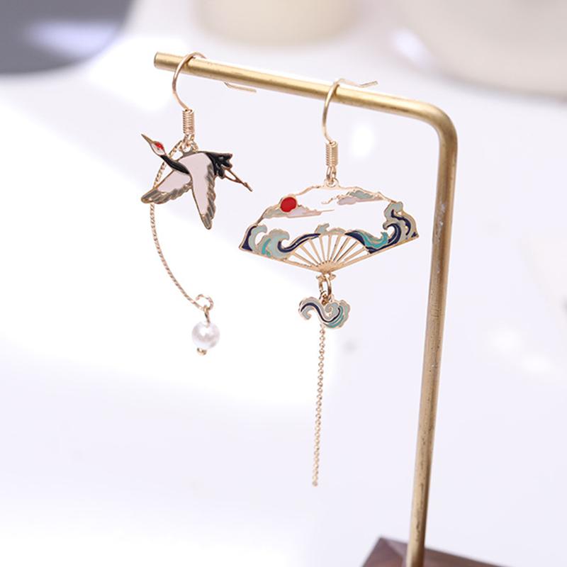 Chinese Style Folding Fan Modeling Crane Cloud Hanging Dangle Earrings for Women Hollow Asymmetric Drop Earring National Zircon