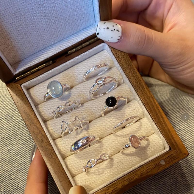 Sterling Chic 925 Silver Ring With Sparkly Zirconia Stones For Unique Womens Accessories