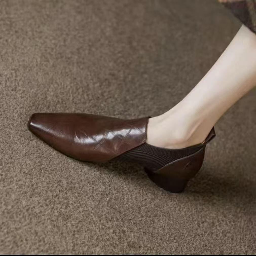 Премиум мягкая кожа толстый каблук глубокий носок одинарные туфли женские осень 2025 новые вязаные маленькие квадратные туфли в стиле ретро маленькие кожаные туфли