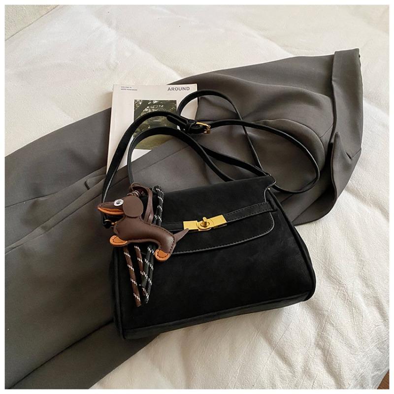 Модная и трендовая сумка кроссбоди, сумка на одно плечо, простая и вместительная повседневная сумка-багет для работы