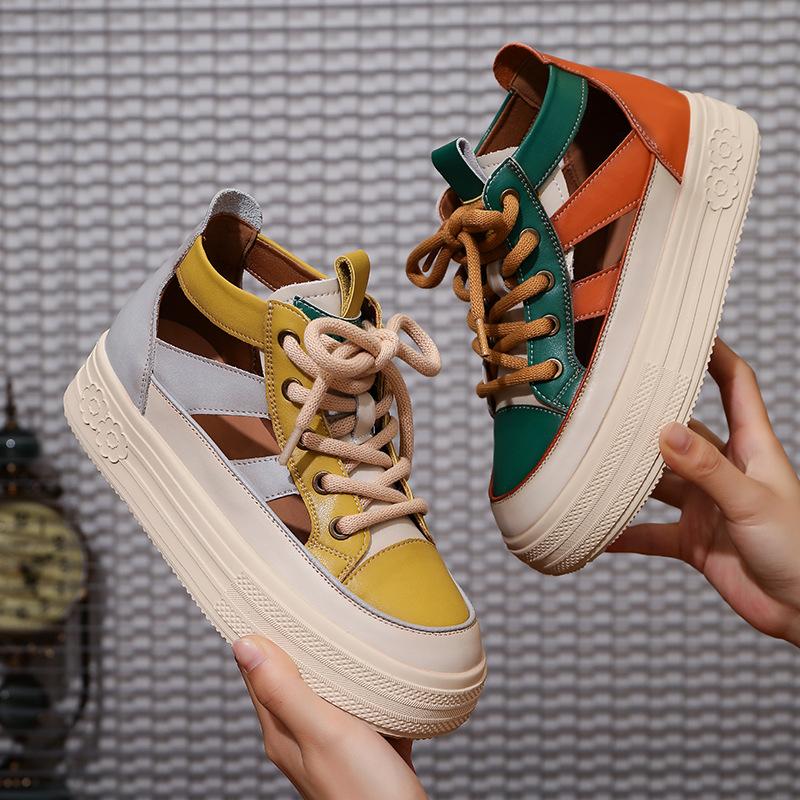 Кожаные сандалии женские 2025 лето новые женские ретро знаменитый стиль контрастный цвет сумка голова сандалии высокий верх полые женские туфли