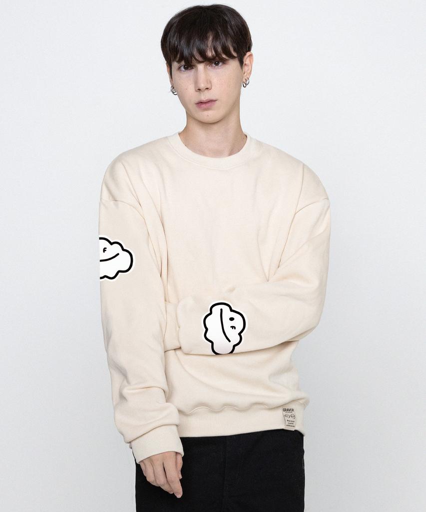 GRAVER [Unisex] Multi Cloud Smile Drawing Sweatshirt_Cream