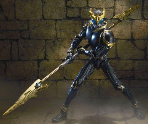 TAMASHII NATIONS LIMITED Камен Райдер Кууга Восходящая форма SIC