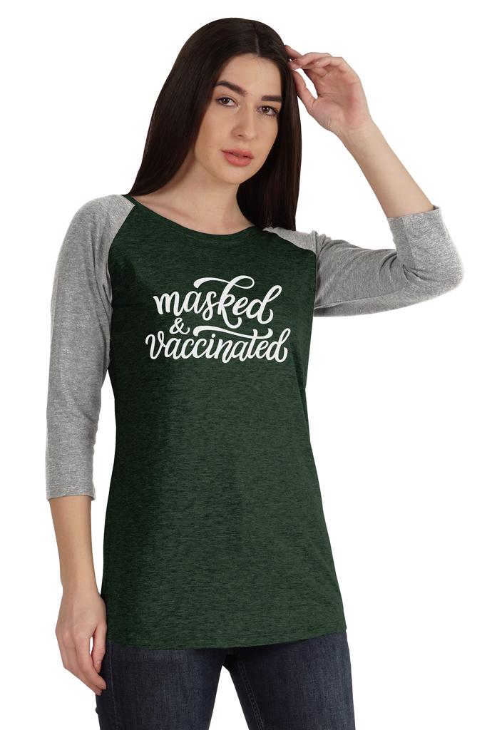 Inkmeso Маскированный и вакцинированный Забавная футболка с вырезом лодочкой в поддержку вакцинации для женщин
