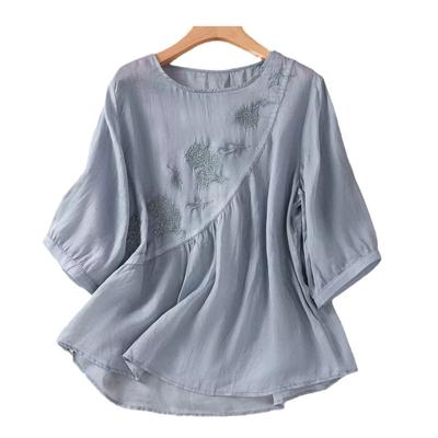 Новая футболка Летняя однотонная футболка Нового стиля Литературная ретро Вышитая хлопково-льняная рубашка Свободный пуловер с круглым вырезом