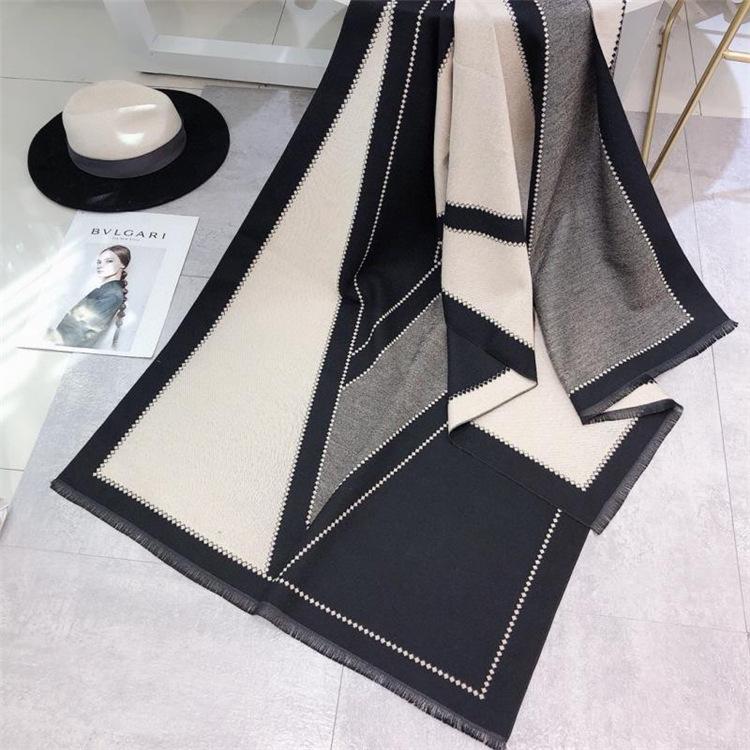 2024 Autumn/Winter New Thickened Warm Double Sided Two Tone Tassel Imitation Cashmere Scarf, High Grade Shawl Neck