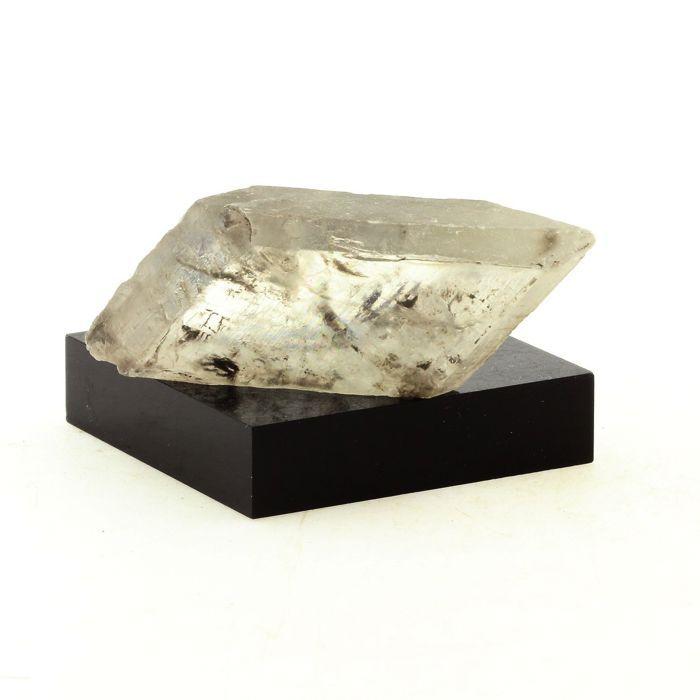 Pierres et Minéraux. Gypse. 104.55 ct. Marcieu, Isère, France.