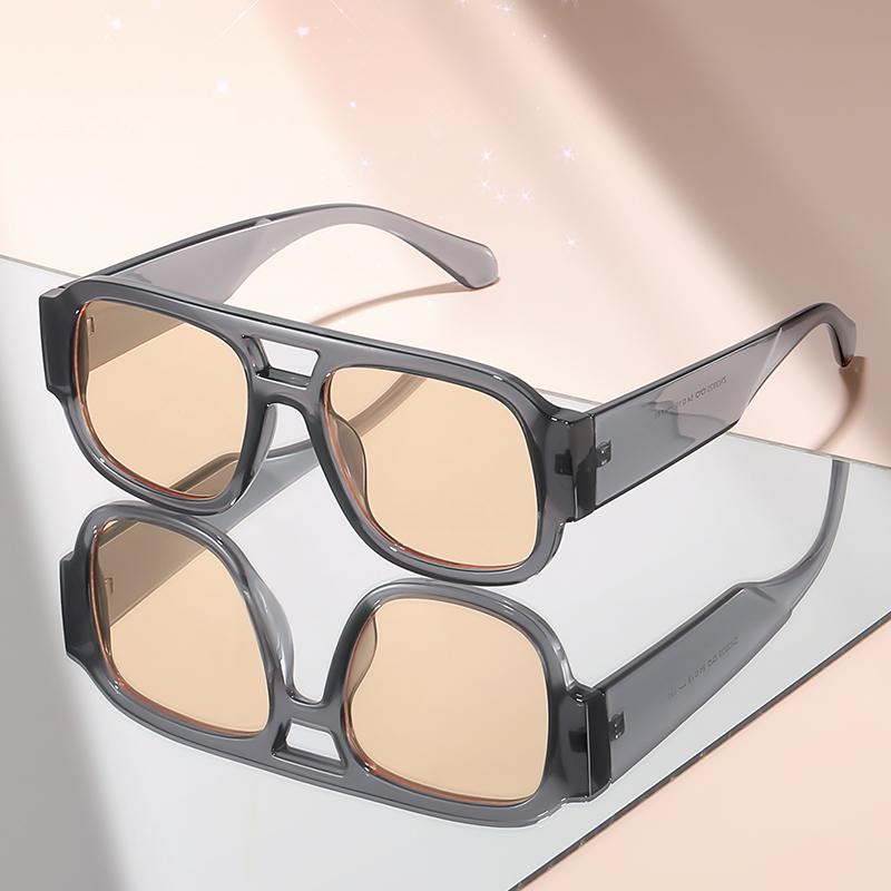 New Retro Double Beam Square Framed Sunglasses for Travel and Daily Wear