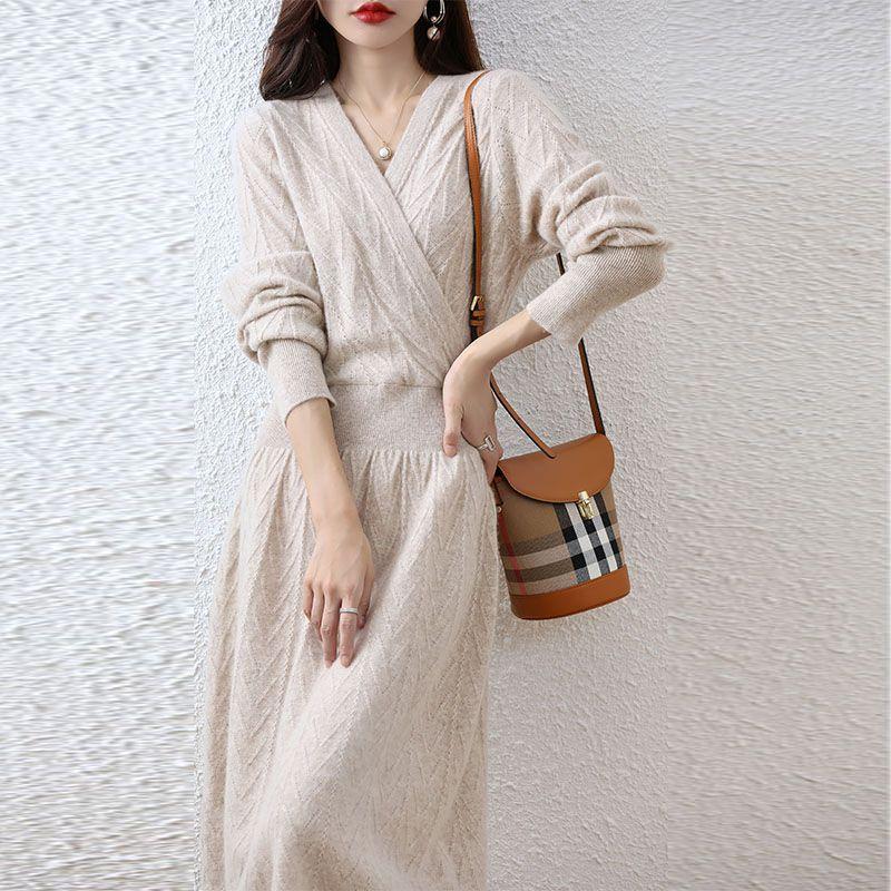 Вязаное платье с длинным рукавом для женской осени и зимы, пуловер с V-образным вырезом, длинное платье-свитер, свободный вязаный свитер с длинным рукавом