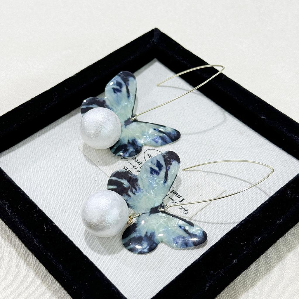 Mori Super Fairy Butterfly Artificial Pearl Earrings Niche Temperament Design Ear Hook Fashion Light Luxury Earrings