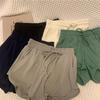 Повседневные спортивные шорты Ice Silk женские летние тонкие свободные и тонкие брюки Three Points Wide Leg Pants Cover Meat and Thin
