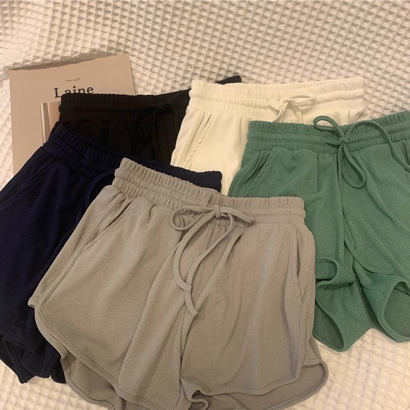 Повседневные спортивные шорты Ice Silk женские летние тонкие свободные и тонкие брюки Three Points Wide Leg Pants Cover Meat and Thin