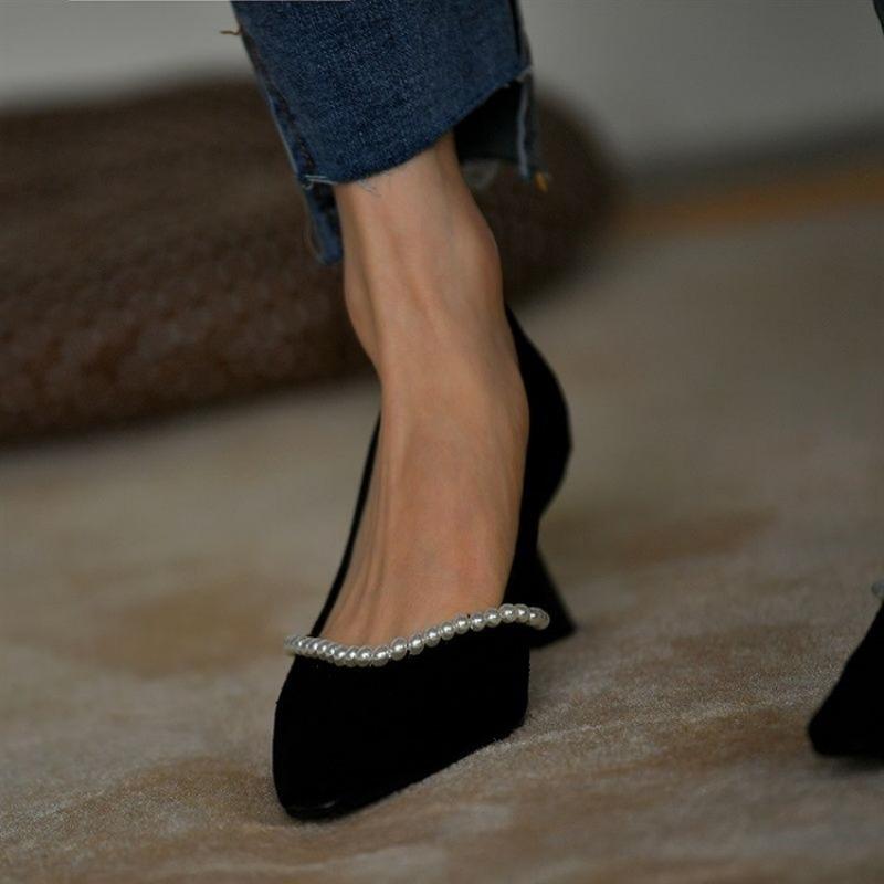 Женские туфли на высоком каблуке, сексуальные туфли-лодочки, элегантные женские туфли на каблуке, вечерние, черные, с жемчугом, формальные туфли для офиса, с острым носком, люксовый бренд