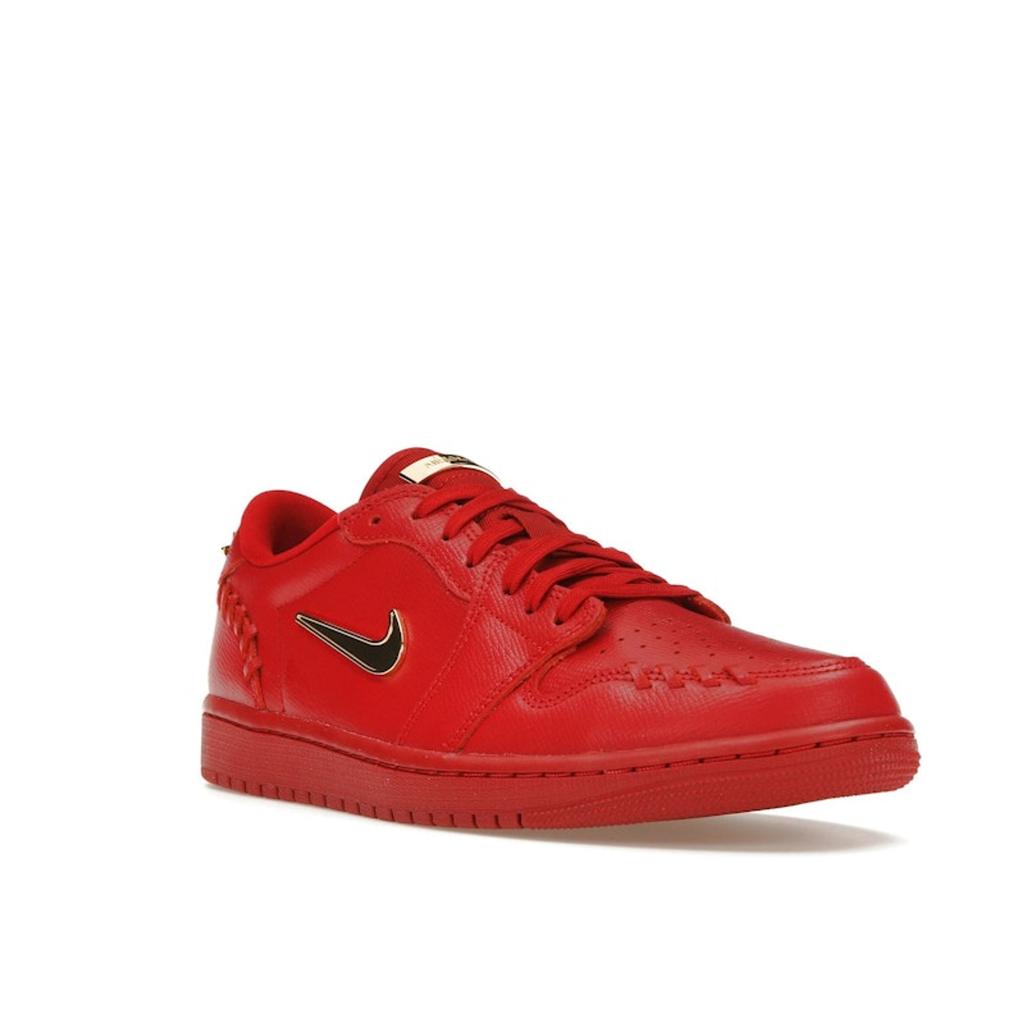 Кроссовки Air Jordan 1 Low Method of Make Gym Red женские металлические-золотые FN5032-607