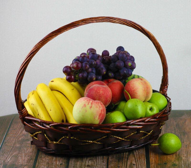 Плетеная ротанговая корзина для фруктов