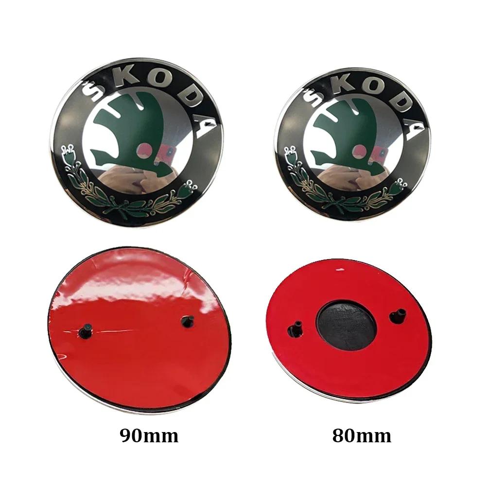 Car Sticker 2Pcs 80mm 90mm Emblem For Skoda Fabia 1 2 Octavia a7 RS Superb Rapid Yeti Karoq Vision Car Head Front Rear Boot Tail