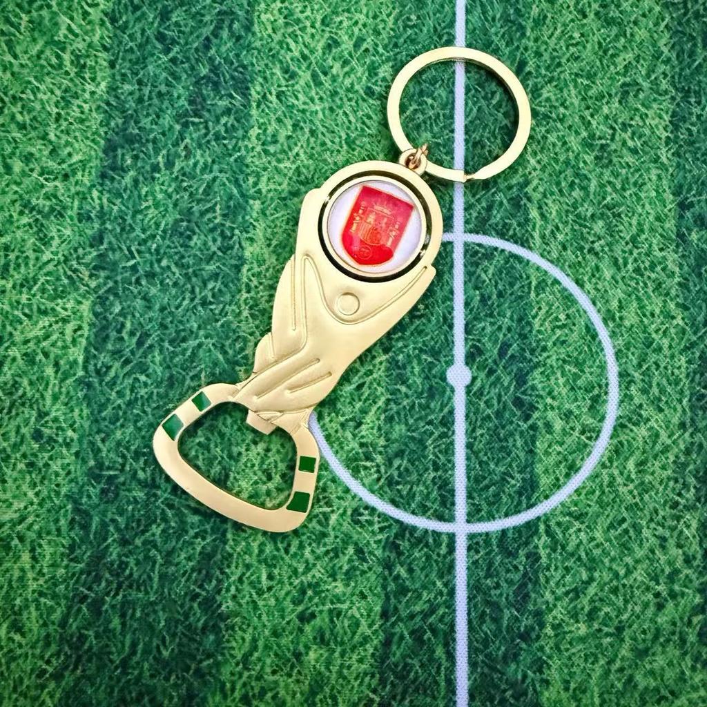Брелок Чемпионата мира по футболу FIFA 2026 Открывалка для бутылок Чемпионата мира Брелок-трофей из сплава Чемпионата мира Подвеска для рюкзака Подарки для фанатов
