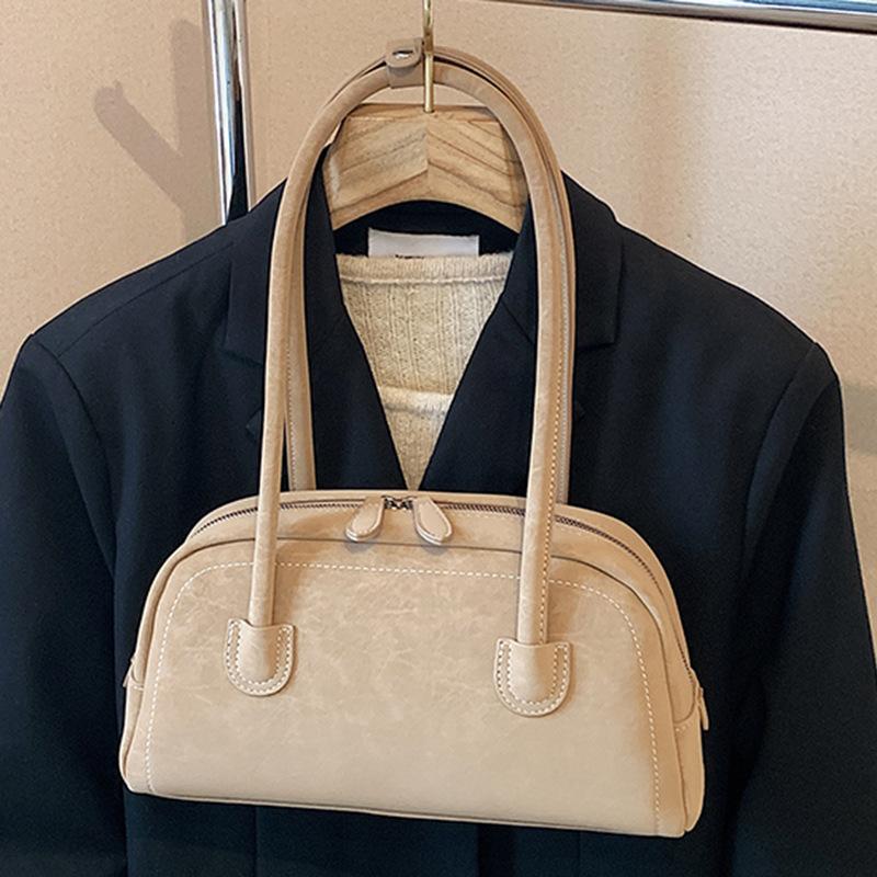 Retro simple fashion baguette bag autumn new pillow bag underarm bag women's fashionable casual shoulder bag