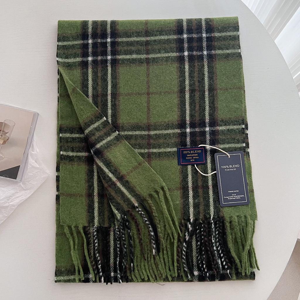 Chic Design Soft Warm Women Scarf Autumn Winter Classic British Imitation Cashmere Muffler Men Plaid Thermal Tassel Shawl Couple