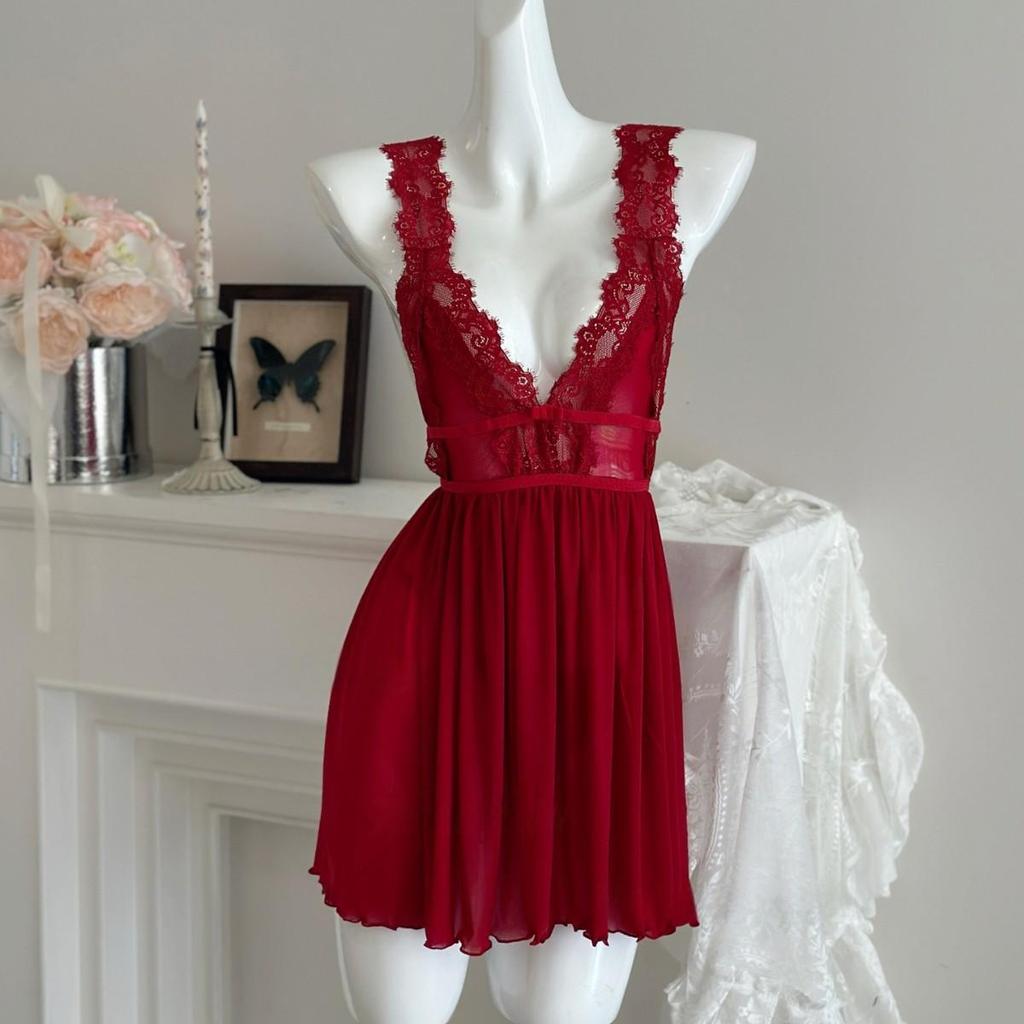 Элегантная ночная сорочка из кружева и сетки с глубоким V-образным вырезом на спине - Прозрачное кружевное белье-комбинация для женщин