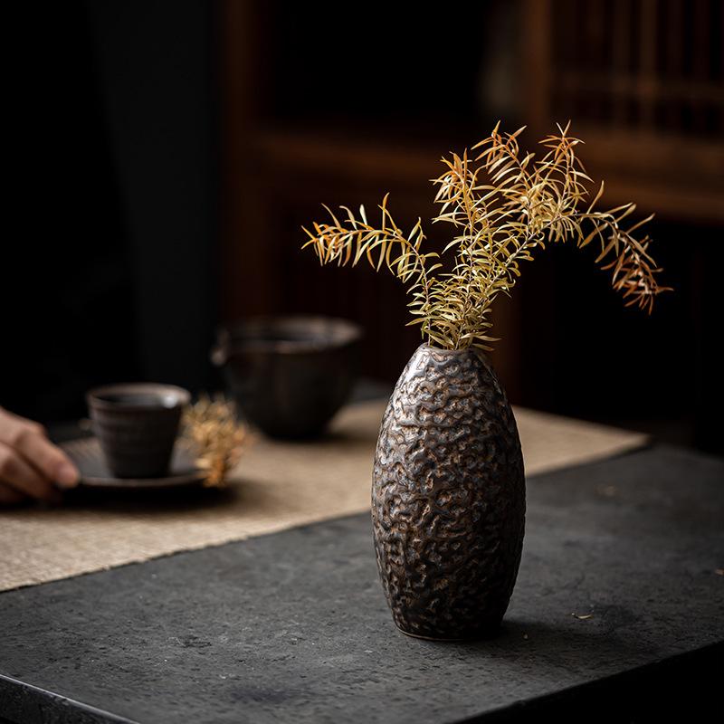 Gilt Zen Retro Pottery Vase for Dried Flower Arrangements - Small Ceramic Ornament