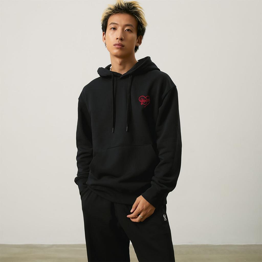 MLB New York Yankees Heart 24FW Sweatshirt Unisex Black 3AHDH0144-50BKS
