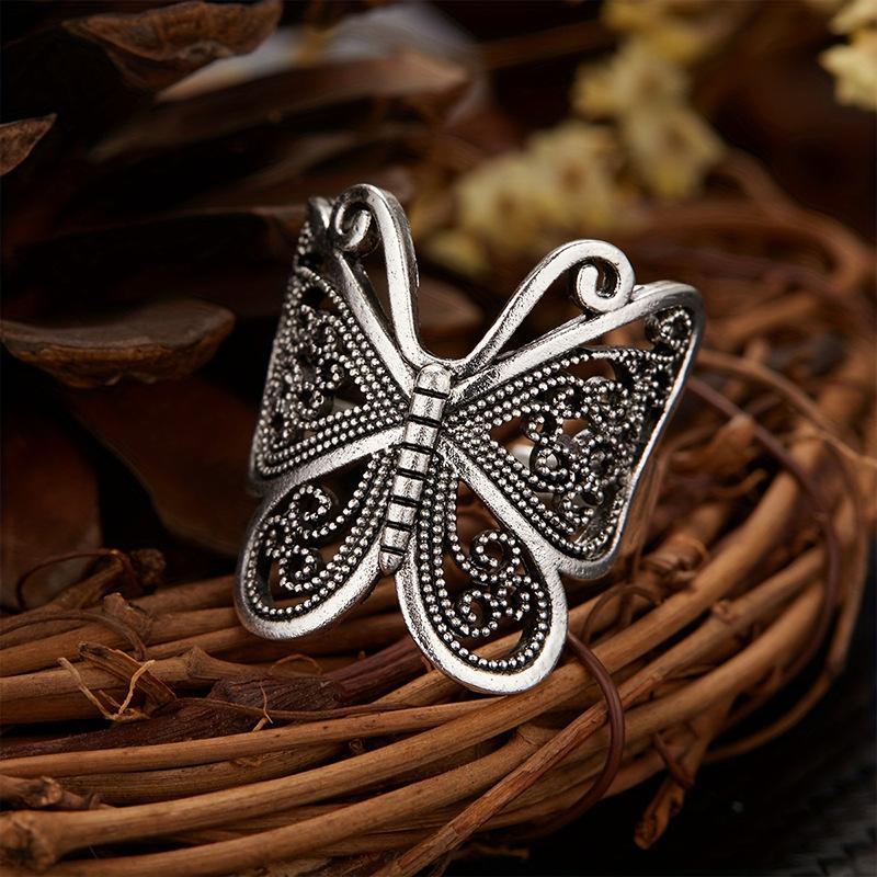 European court British style ring women, butterfly old vintage jewelry TikTok live broadcast new models