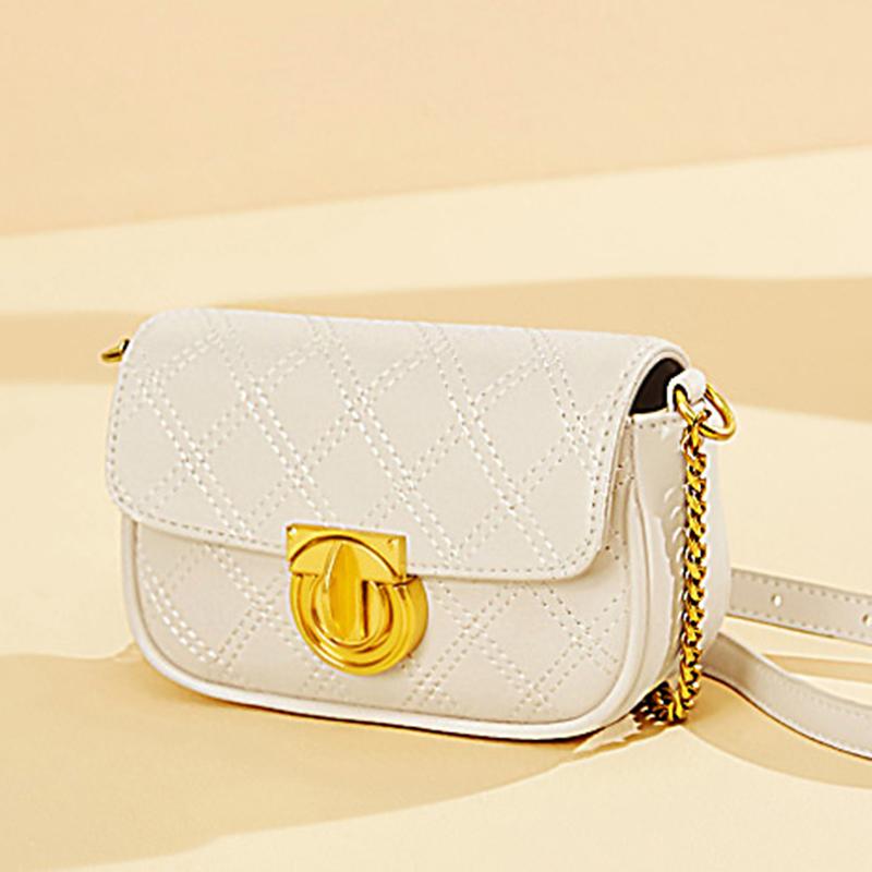 IELGY urban style elegant diamond-shaped fresh and sweet messenger chain bag women's mini classic