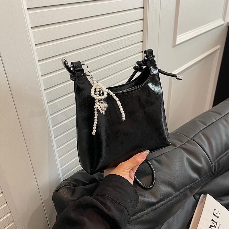 Мятая квадратная сумка для женщин, летняя корейская версия, модная универсальная сумка через плечо, модная женская сумка через плечо