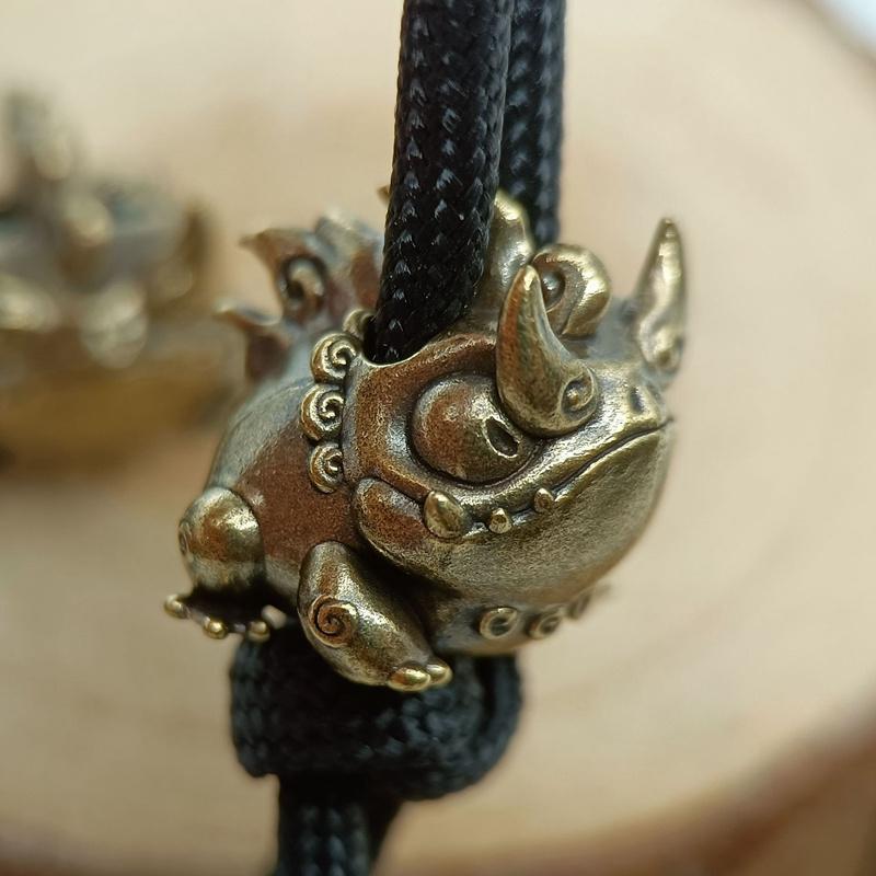 Рогатая лягушка латунные ножевые бусины EDC Outdoor Paracord Handmade DIY браслеты аксессуары зонт веревка плетеные шнурки подвески