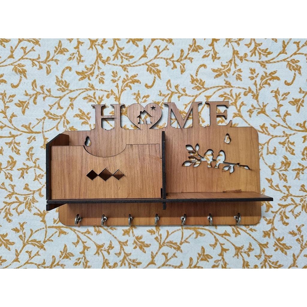 Деревянная полка с матовой отделкой, дизайнерская домашняя боковая настенная полка, ключница с 7 крючками для ключей (коричневый)- Предметы домашнего декора, Предметы украшения Дивали