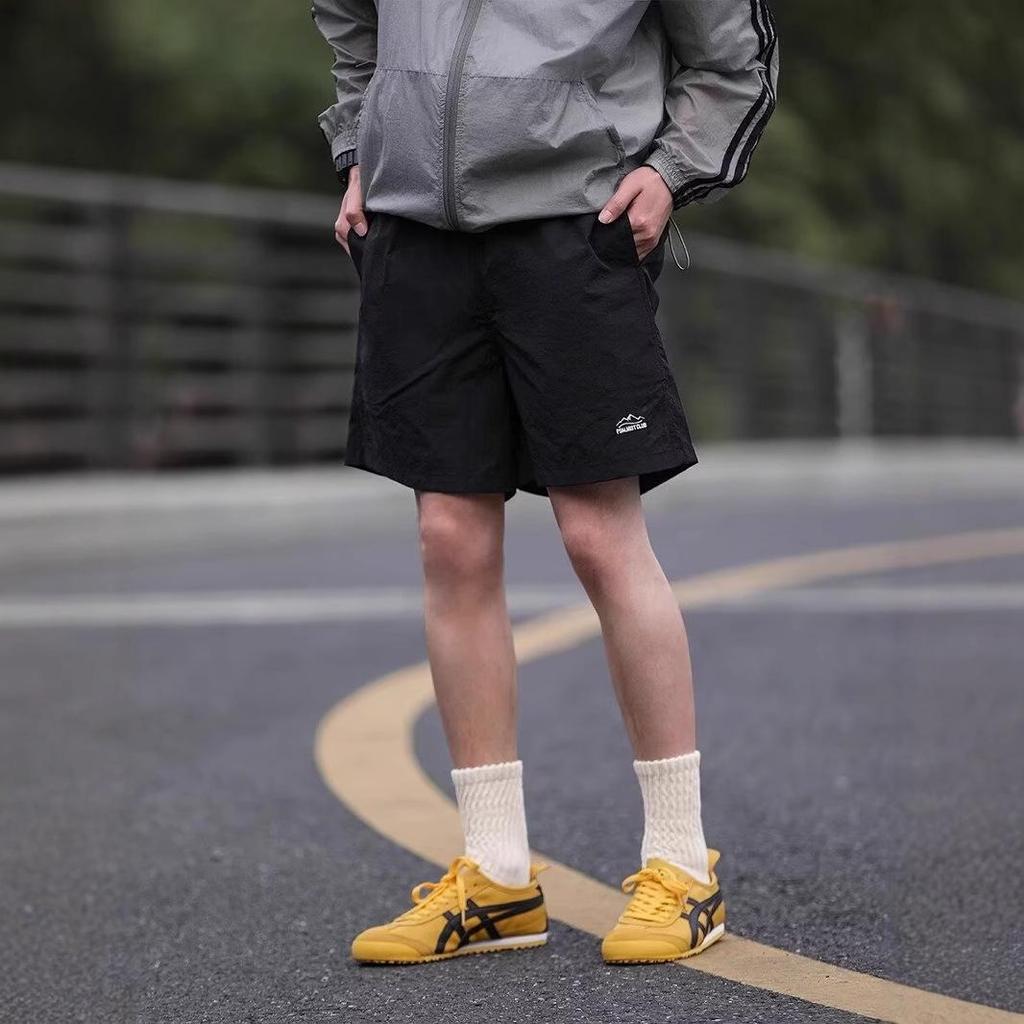 Men's Quick-Dry Casual Beach Shorts - Summer Outdoor Mountain Series, Solid Color, Trendy Loose Fit, Five-Point Style Sports Pants.