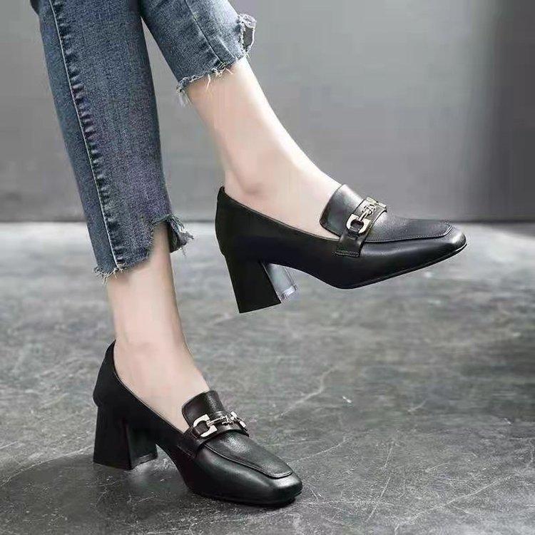 Small Leather Shoes Women's 2025 Autumn New British Style Thick Heel Square Head Comfortable Single Shoes High Heel One Pedal Loafers Women