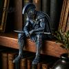 Декор для полки Статуэтка Древнегреческого Воина, Сидящая Фигурка Солдата с Ручной Работы Декоративным Шлемом, Исторический Настольный Орнамент для
