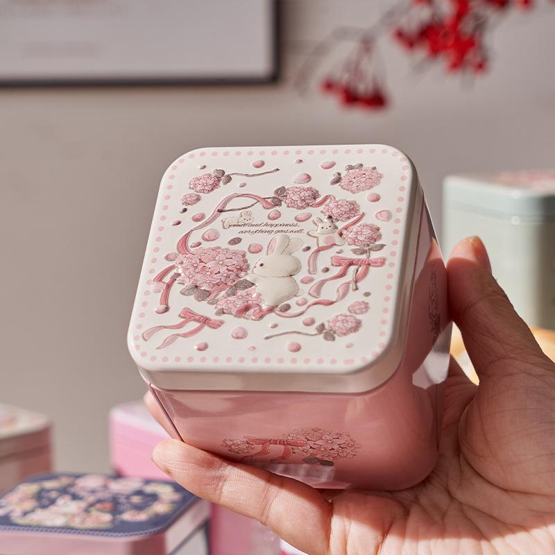 Рельефная жестяная коробка с рисунком кролика, квадратная жестяная банка для хранения конфет, печенья, чая, органайзер для украшений, контейнер, коробки для свадебных подарков