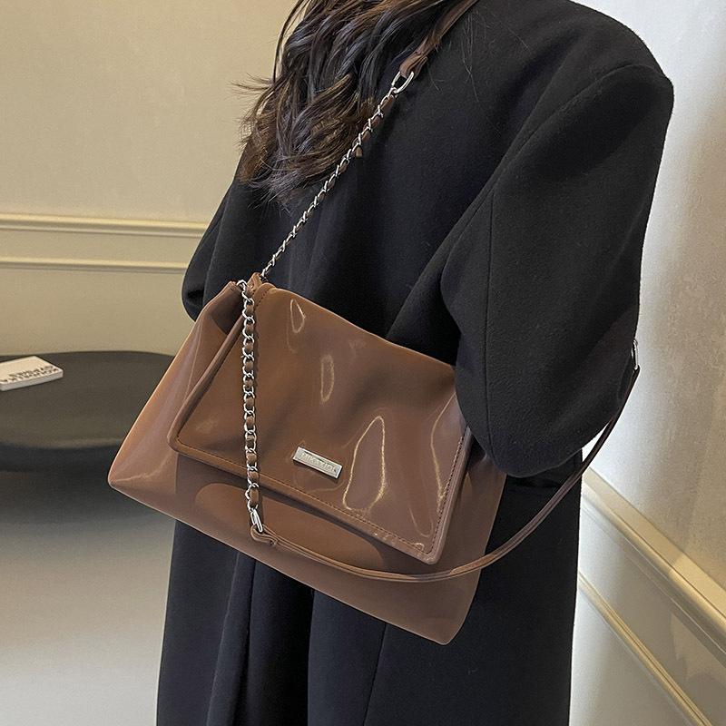 Niche Design Chain Portable Large Bag Women's Bag 2025 New Simple Tote Bag Versatile Shoulder Bag Underarm Bag