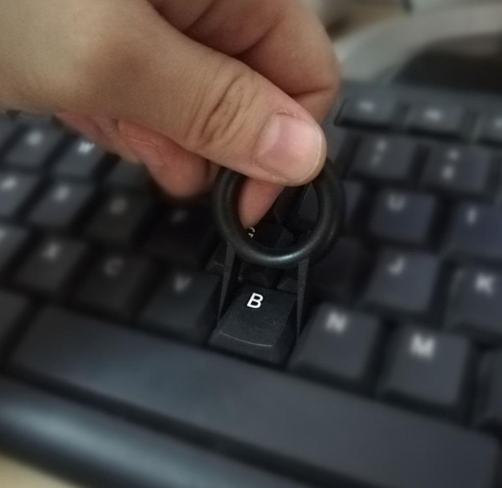 1pc Black Repair Universal Keyboard Keycap Puller Mechanical Key Cap Removal