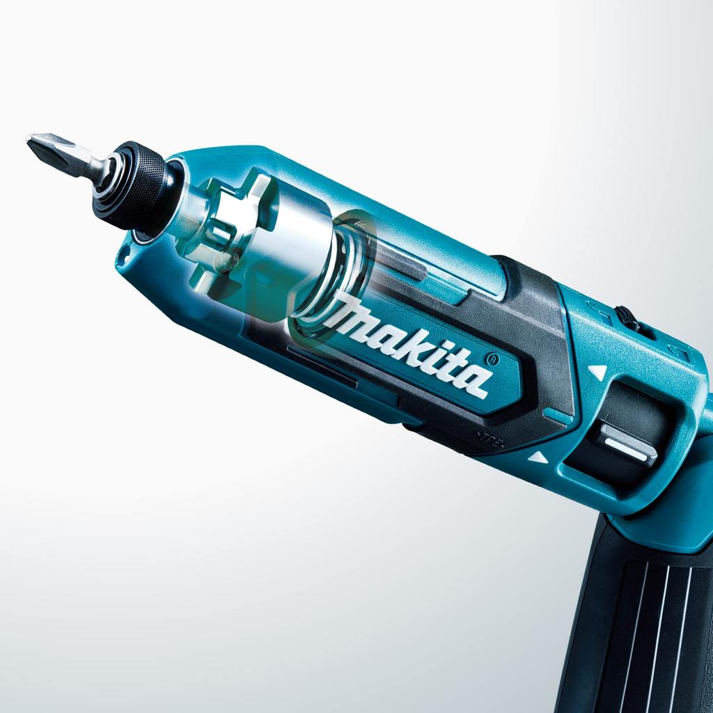Makita Малый аккумуляторный ударный гайковерт с алюминиевым корпусом TD022DSHXO 7.2V1.5Ah, зарядное устройство,
