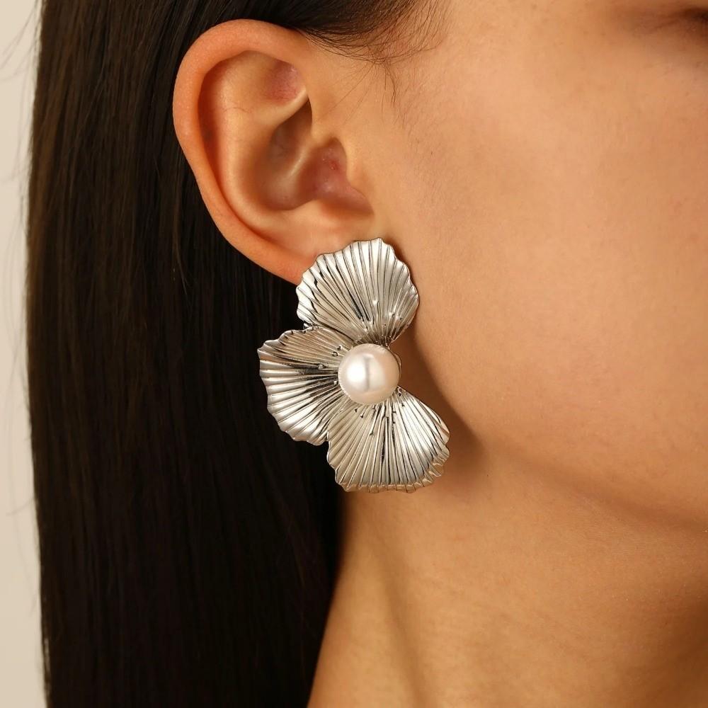 Metal Ginkgo Leaves Earring Exaggerated Petal Pendant Earrings  Party Ear Accessories