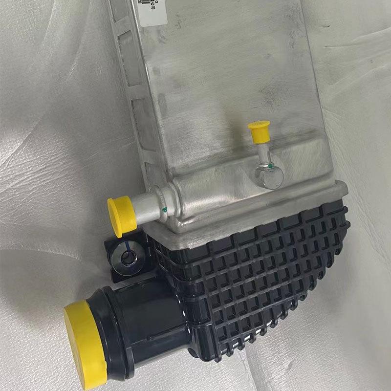 Новый интеркулер вода-воздух для SAIC Maxus G10/V90/T60/T70/D90 - В наличии