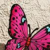 Металлическая Бабочка Настенный Декор Цветные Бабочки Настенное Искусство Скульптура 3D Железная Бабочка Подвесное Украшение для Улицы Внутри Помещения Забор Патио Двор Дерево