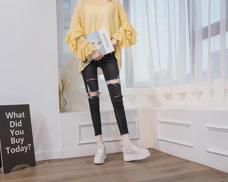 Женские белые кроссовки на платформе — корейский стиль 2020 года, натуральная кожа, увеличенная внутренняя высота, повседневный и универсальный дизайн