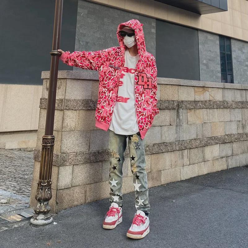 Узкие джинсы с кожаными нашивками и ретро-звездами унисекс