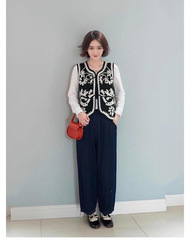 Ретро вельветовый жилет из овчины с тяжелой вышивкой и подплечниками - европейский и американский стиль