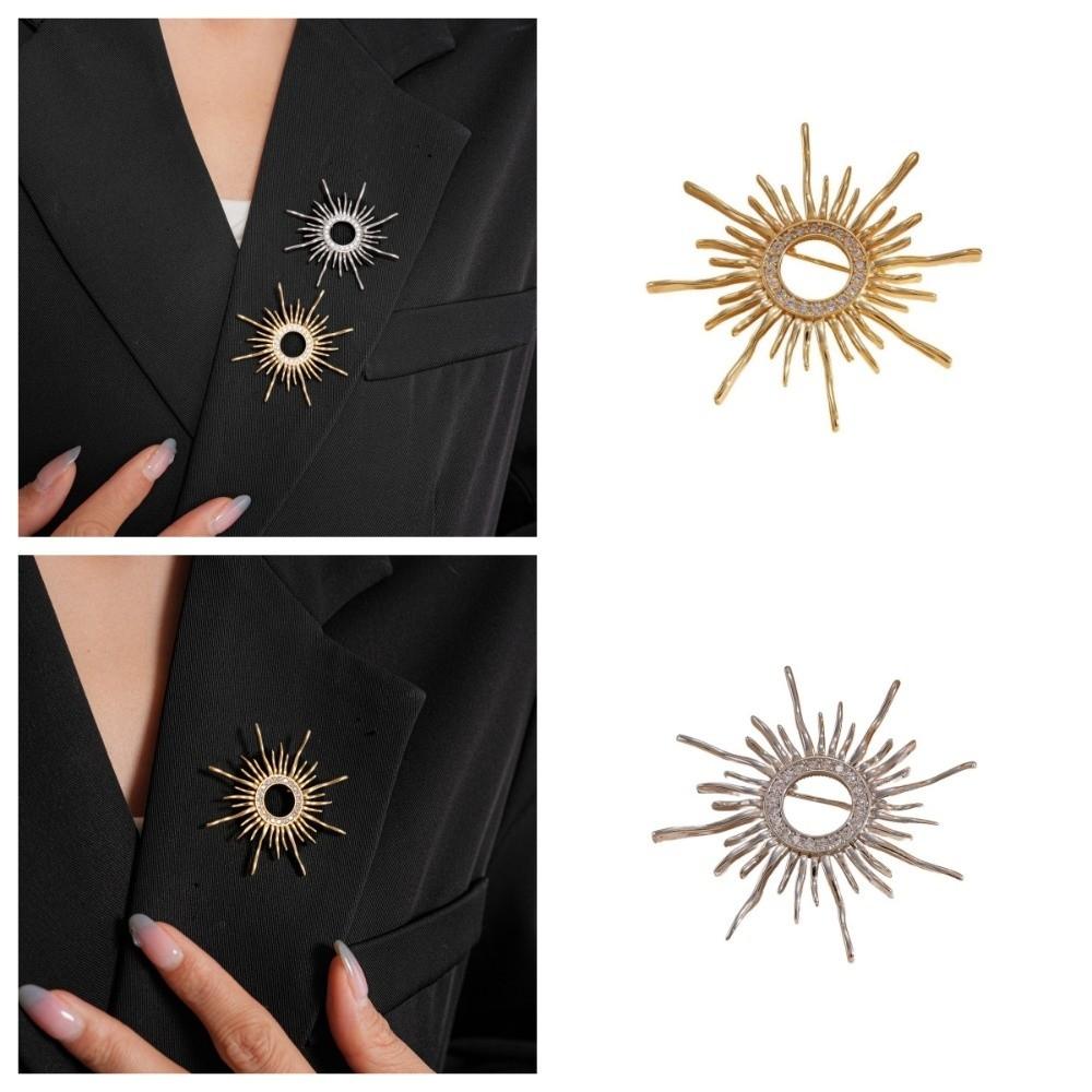 Vintage Zircon Sun Brooch Banquet Metal Glossy Brooch Elegant Long Hollow Sun Pin Suit
