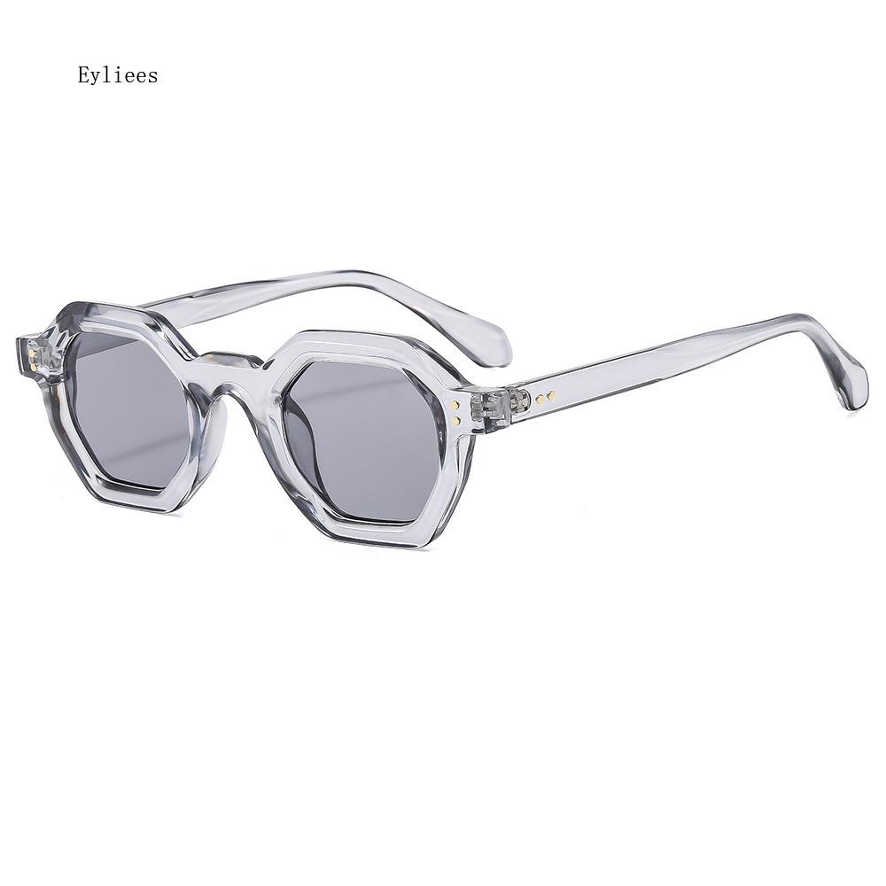 Retro Amber Polygon Small Square Women Sunglasses Retro Rivets Men Shades Fashion Trending Outdoor Sports Sun Glasses Gafas